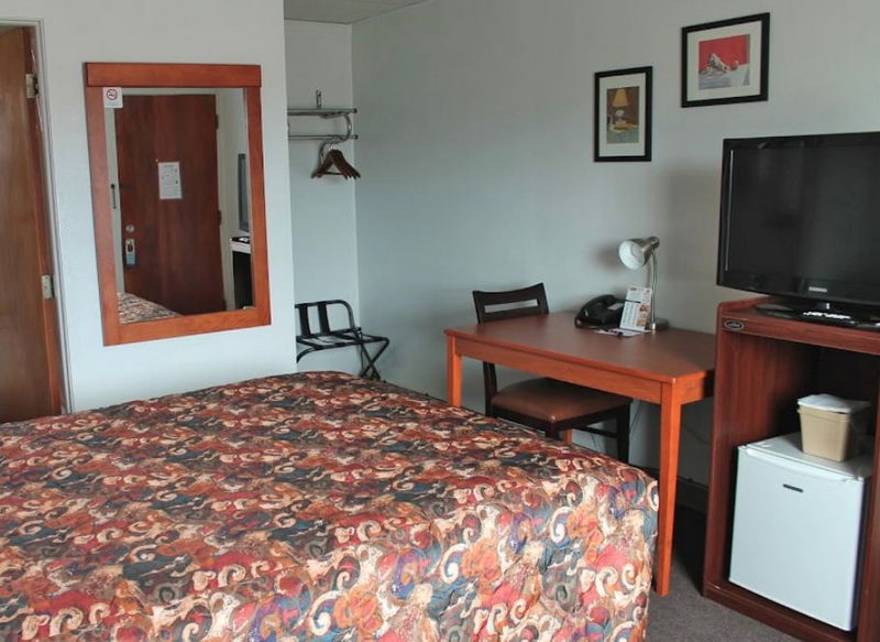 Budget Host Crestview Inn (Crestview Motel, Thrifty Inn$) - From Web Listing (newer photo)